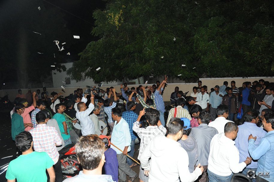 Srimanthudu-Movie-Hungama